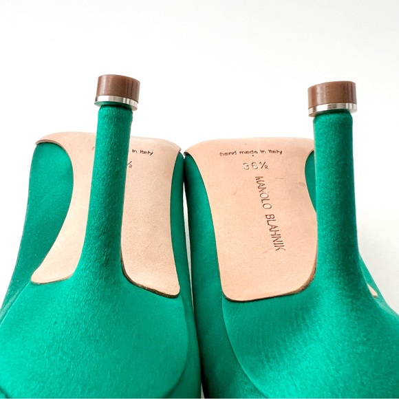MANOLO BLAHNIK | Emerald Green Satin Jewel Buckle Crystal Pumps Heels US 6 EU 36 - Picture 15 of 15